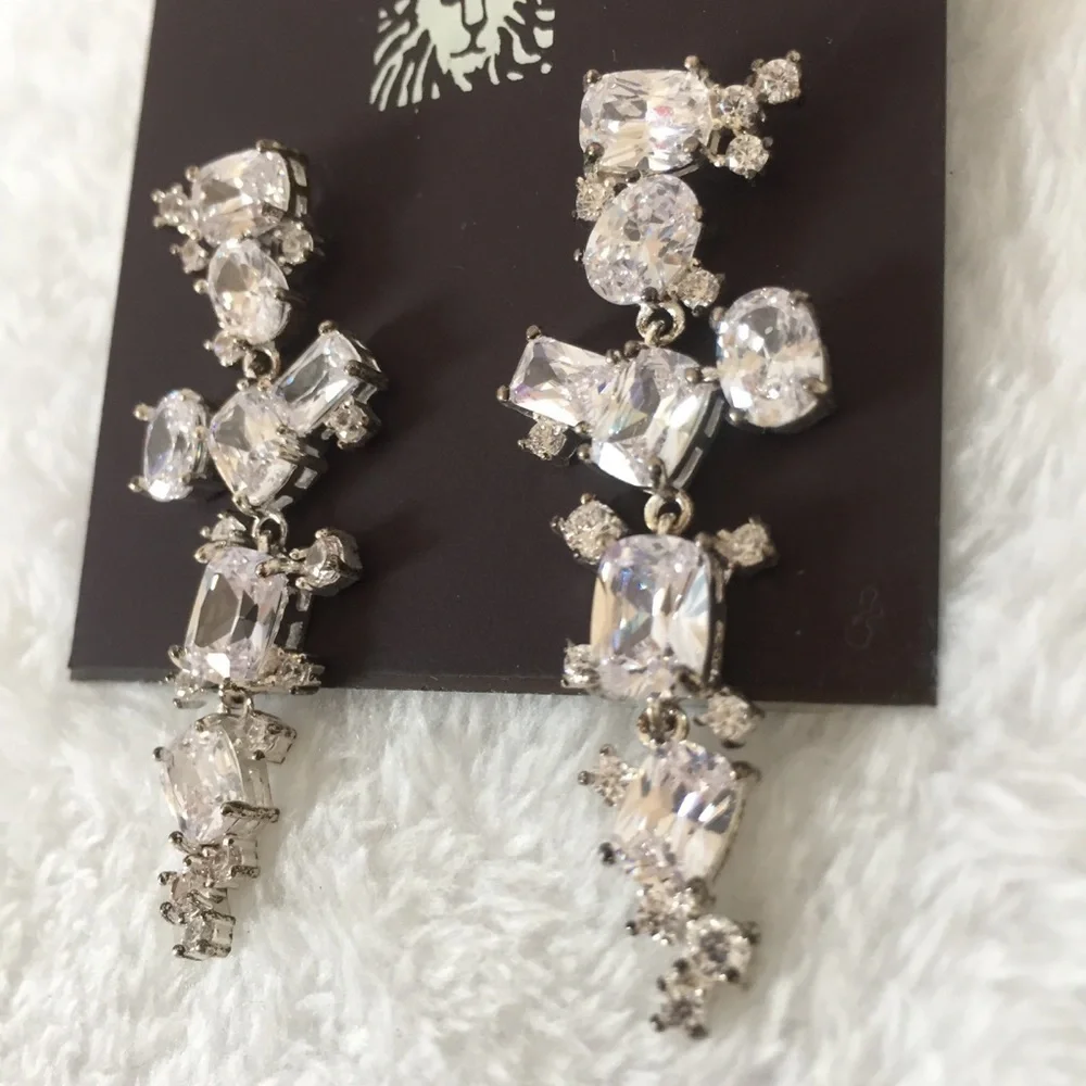ANNE KLEIN Long Dangling Crystal Link Silver Tone